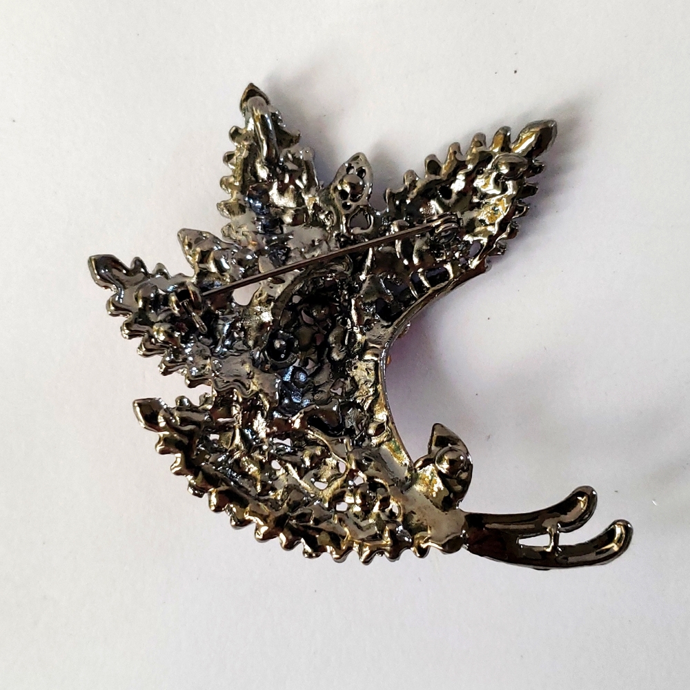 Vintage NWOT AMAZING BROOCH  (only a bundle of 3 or more) - Picture 6 of 7